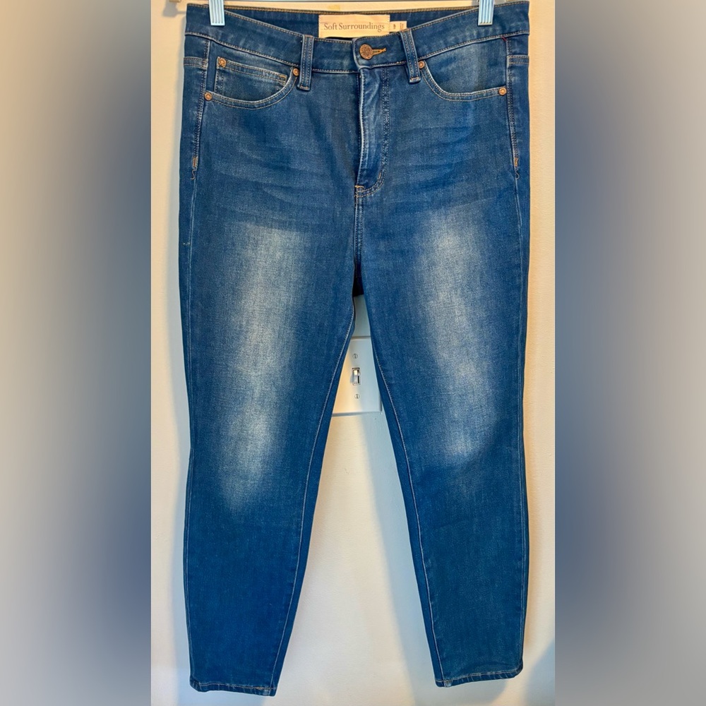 Soft Surroundings Womens Jeans Blue Size 10P Slim Leg Distressed High Rise